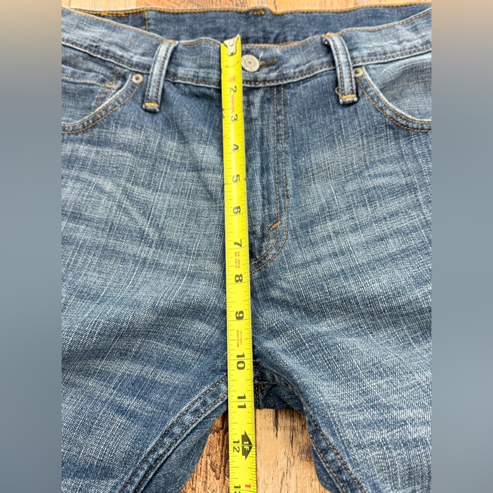 Levi's Style 569 Blue Denim Straight Fit Jeans, Men's Size 30x30, Medium Wash - Picture 5 of 12